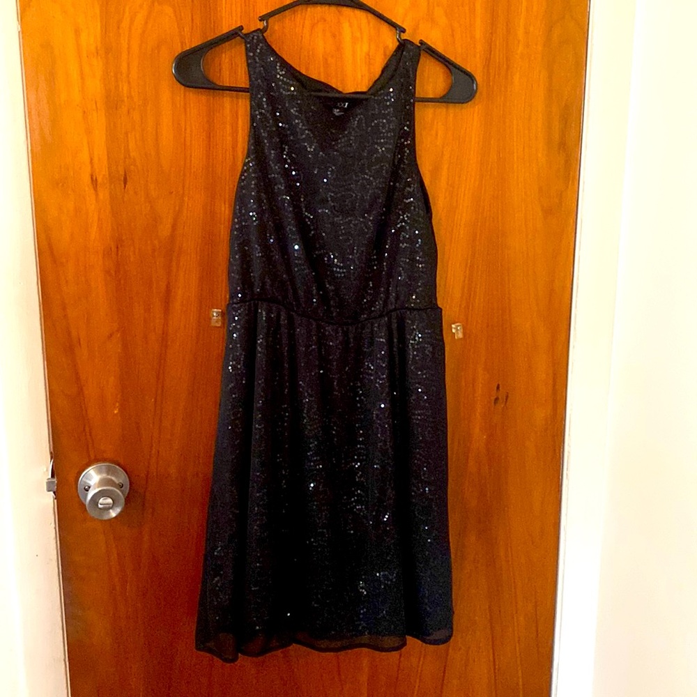 Xxi small black dress